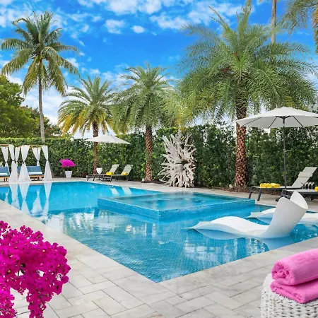 Villa Mia Mansion W/ Pool / Bbq /Cabanna / Outdoor Bar